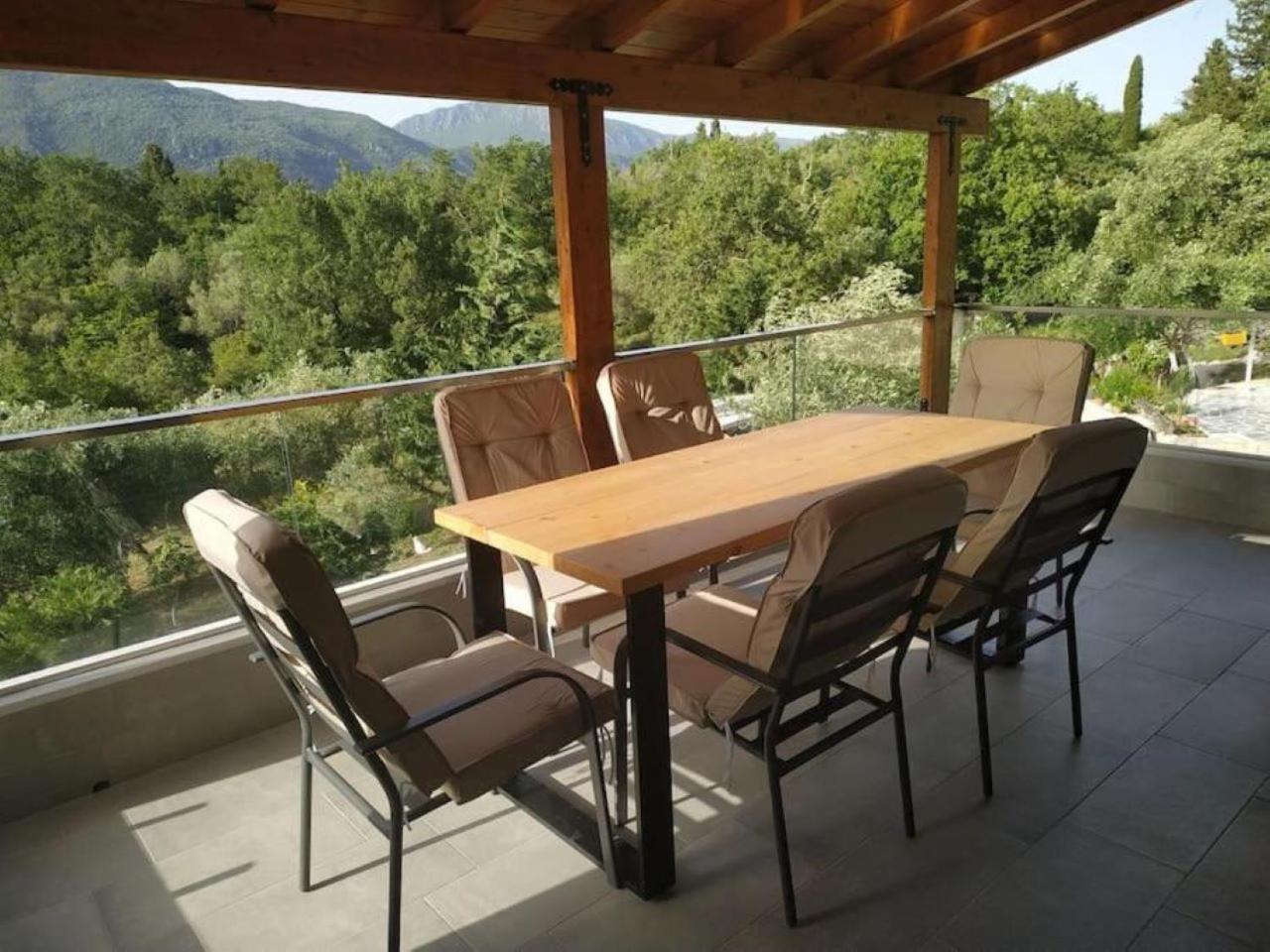Vila Petra House Áno Korakiána Exteriér fotografie